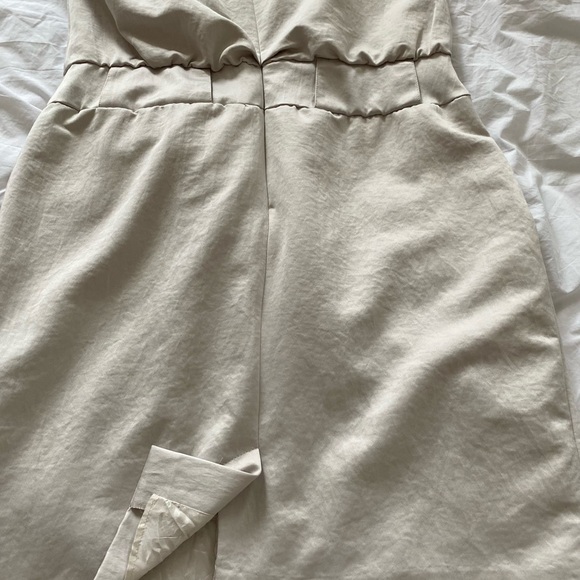 🫶Gorgeous Chico’s Casual All Lined Dress in Silk Like Fabric. 🫶 - Picture 10 of 16